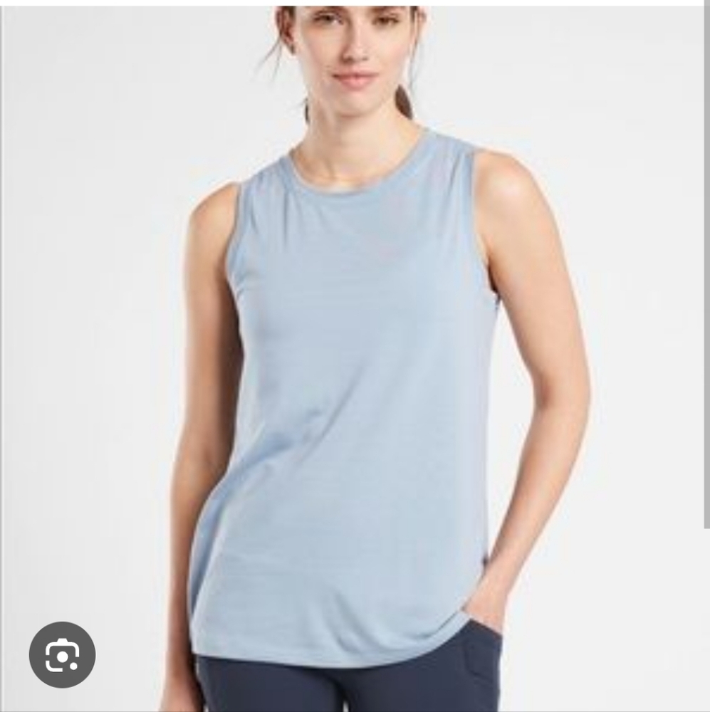 Athleta vital tank 2.0 XL